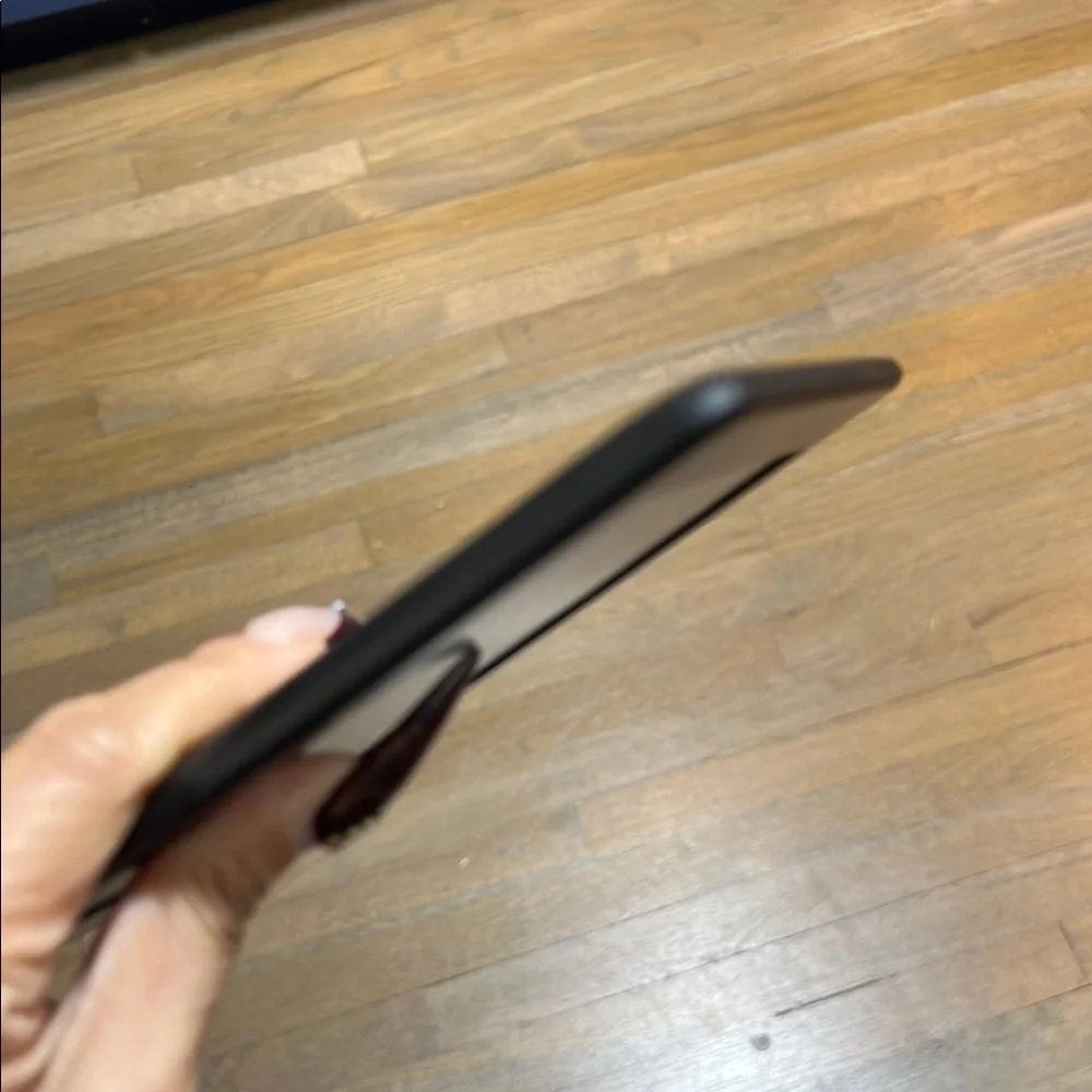 Black E-Reader with USB Cable